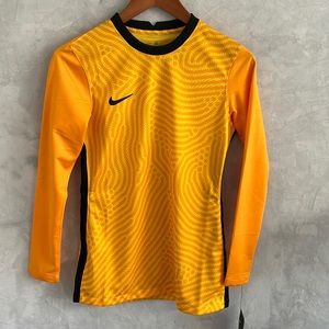 NWT Women’s Nike Long Sleeve GolKeeper Jersey, Size S